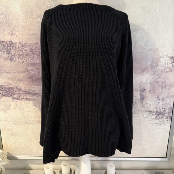 FATE by LFD Black Open-Back Sweater size Medium - Picture 2 of 6